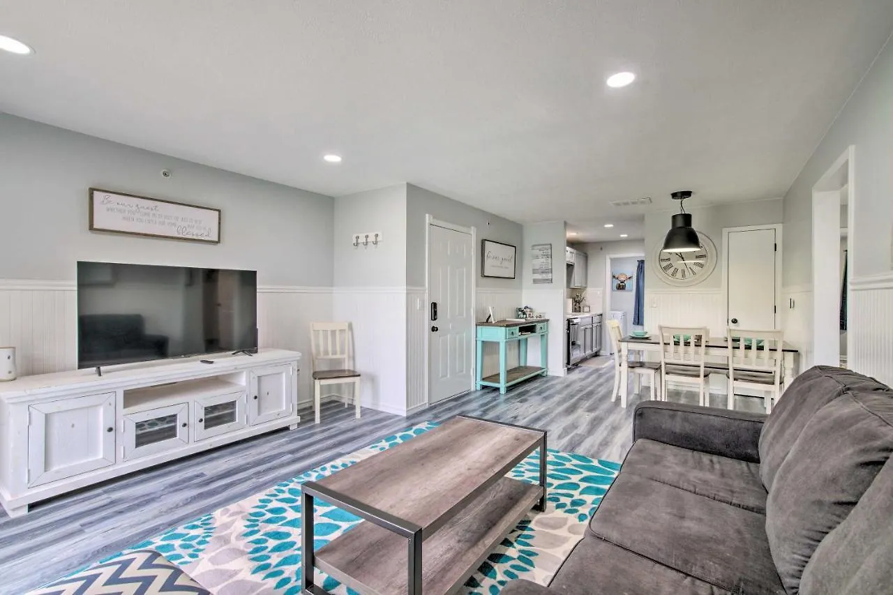 Cozy With Balcony And Mountain Views Apartment Branson