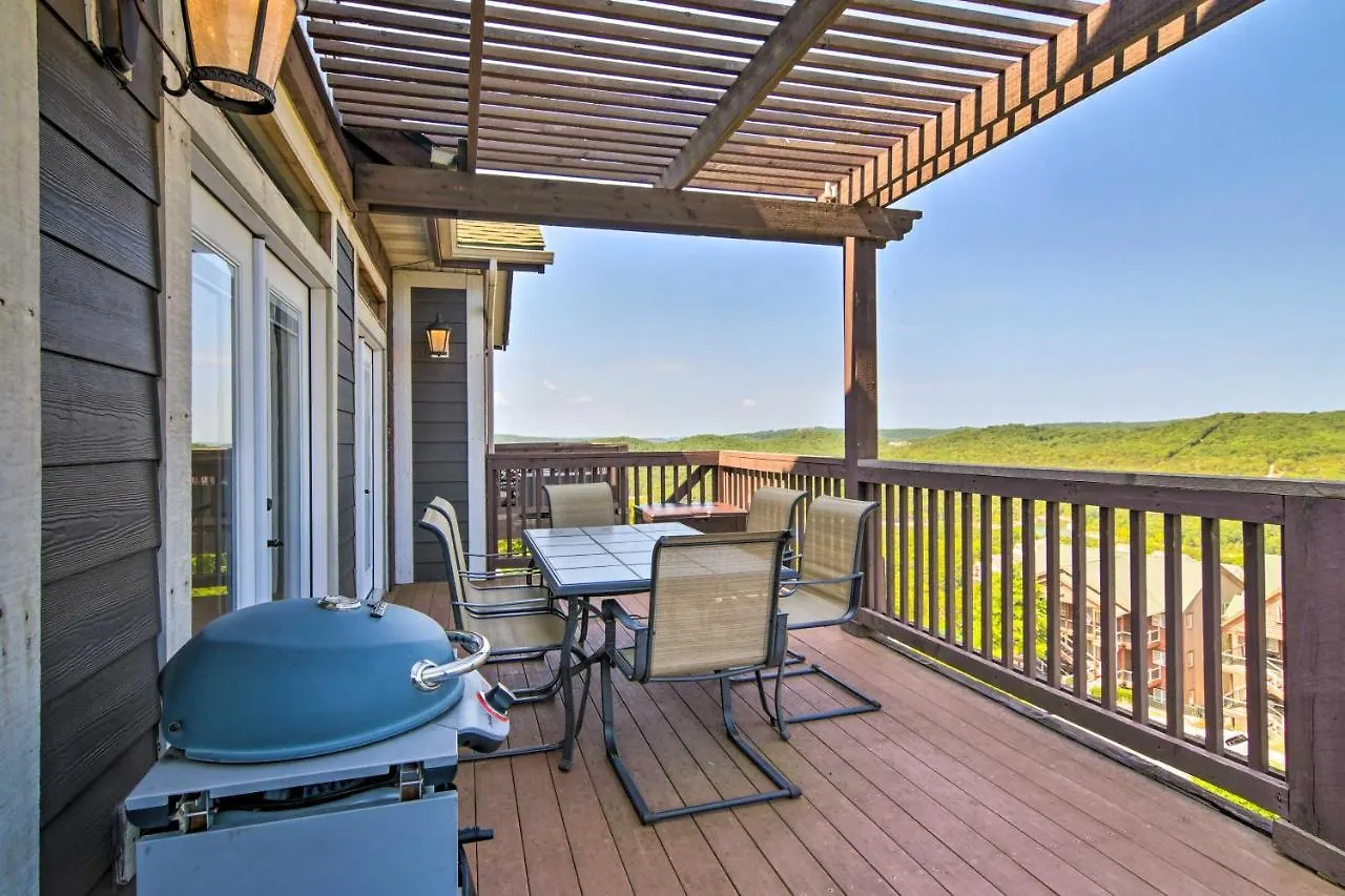 Luxe Retreat With Mtn Views And Pool Access! Apartman Branson