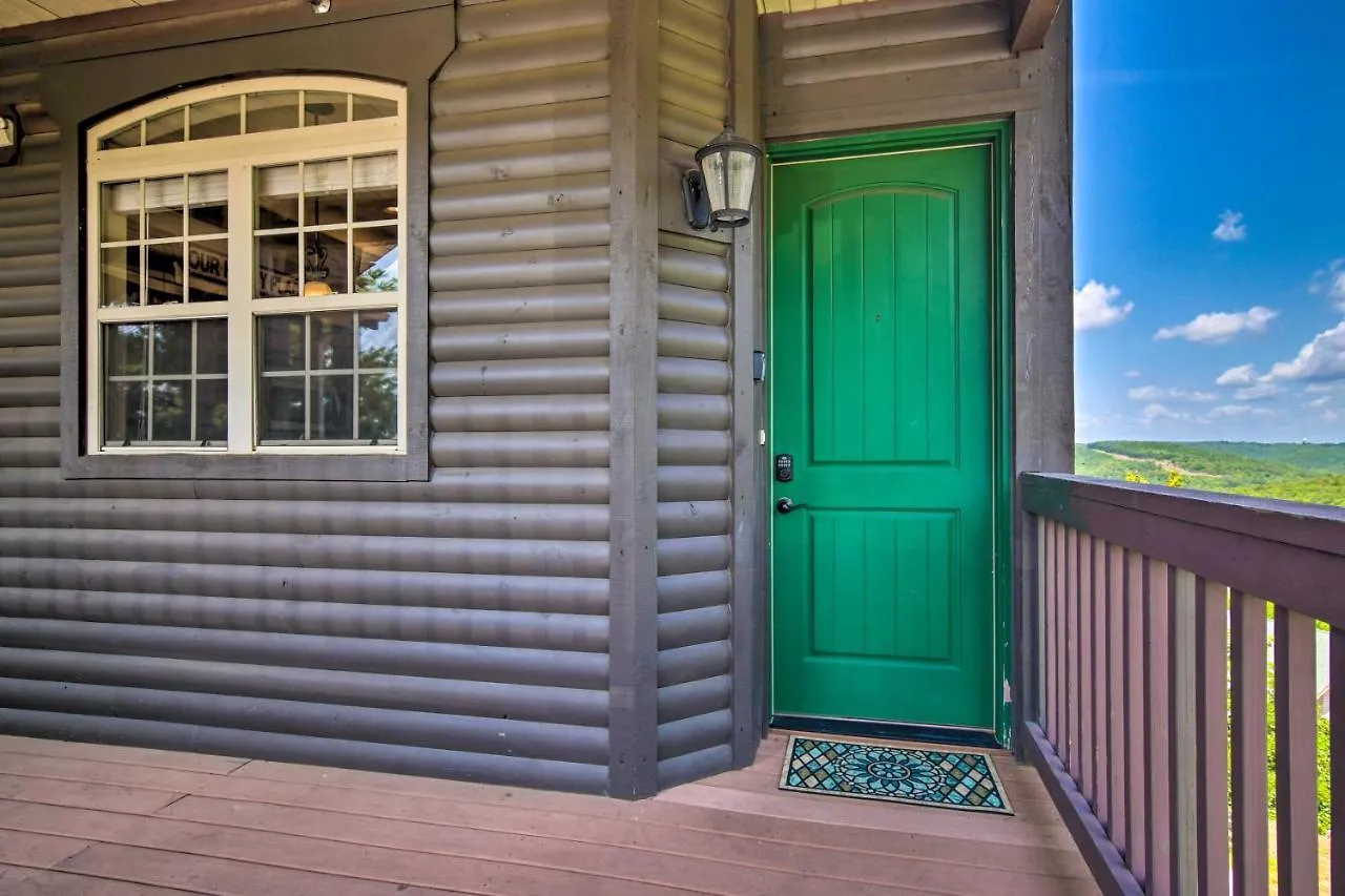 Luxe Retreat With Mtn Views And Pool Access! *
