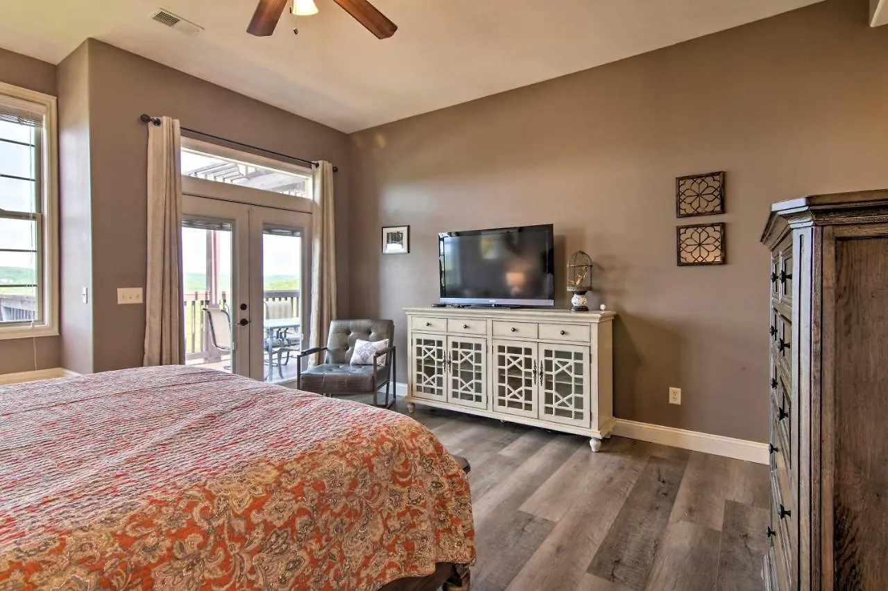Apartman Luxe Retreat With Mtn Views And Pool Access! *