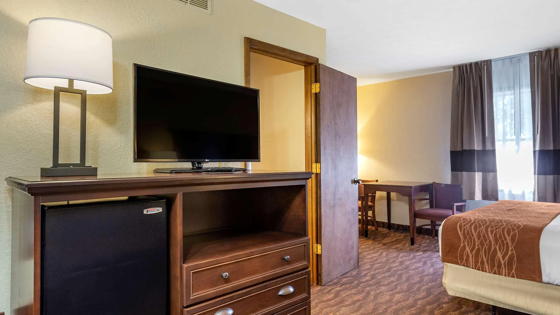 Comfort & Meadows 3*