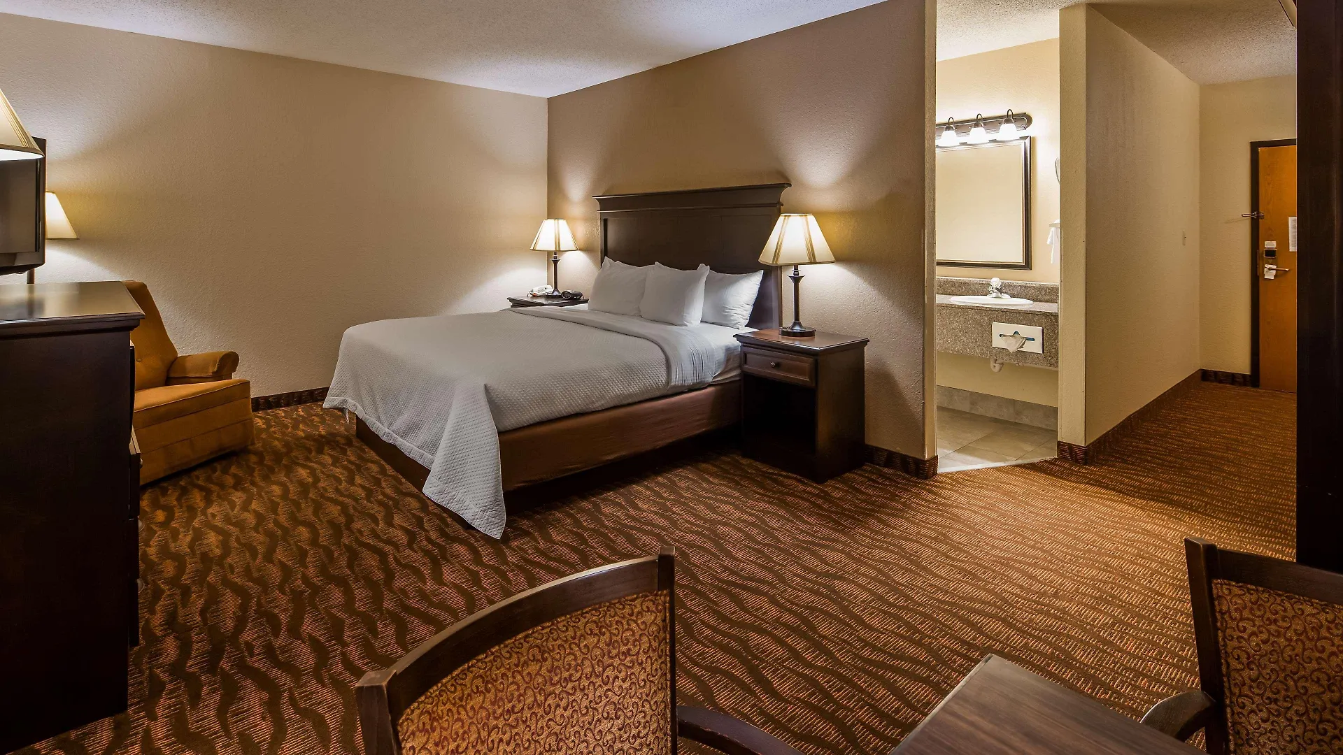 Western Music Capital Hotel