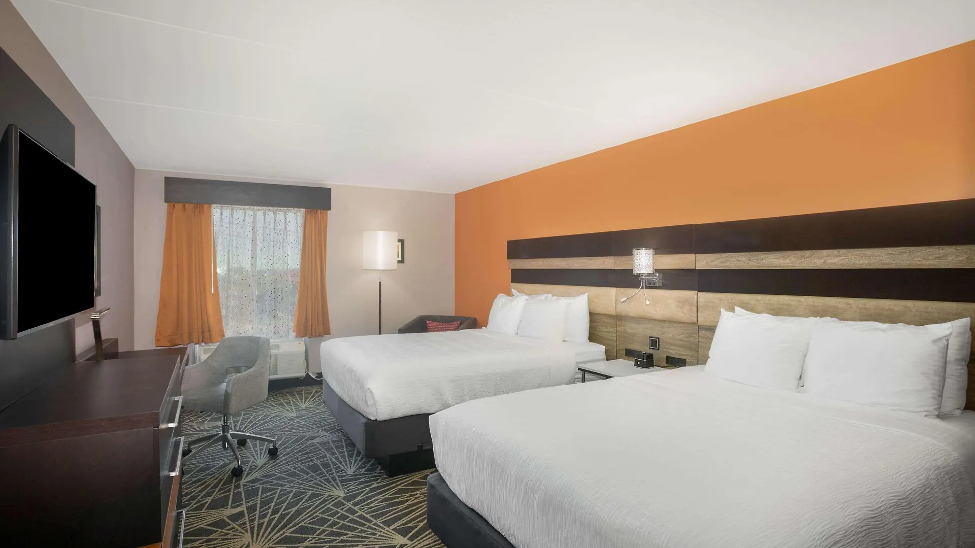 La Quinta By Wyndham Hotel