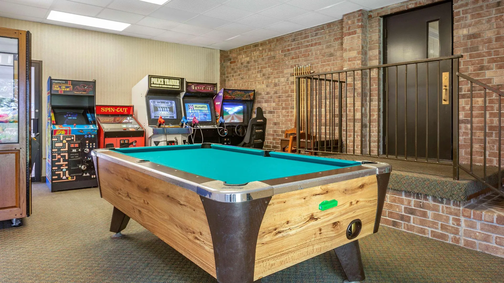 Inn Comfort At Thousand Hills