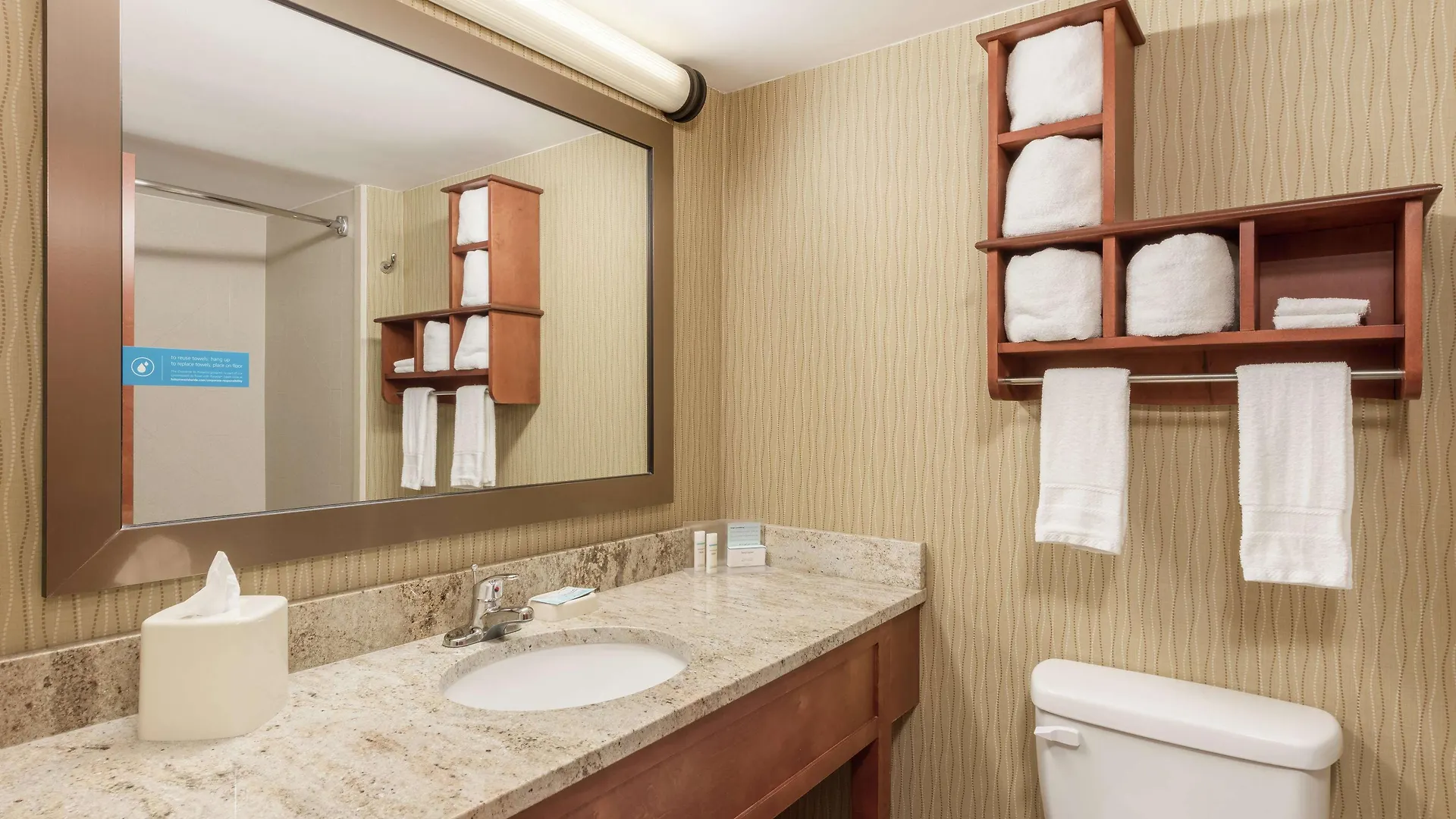 Hampton On The Strip Hotel 3*