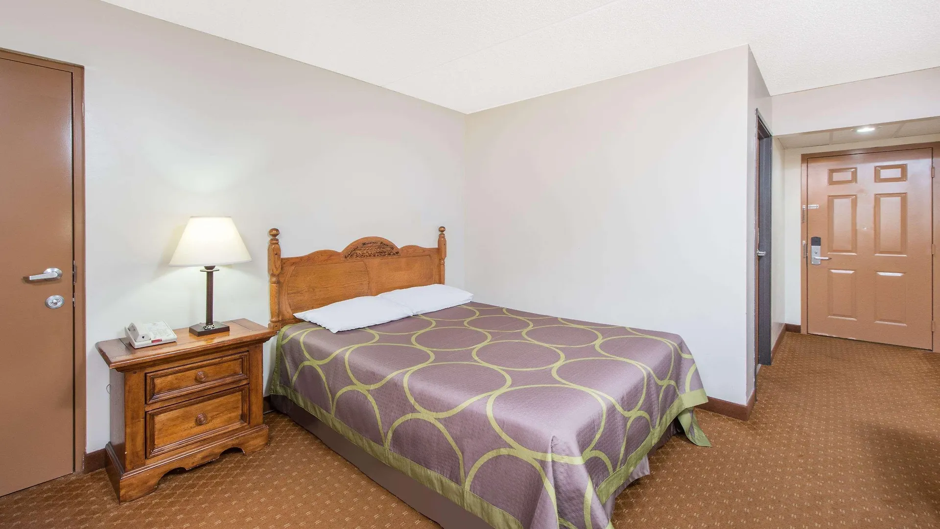 Super 8 By Wyndham By Andy Williams Theatre