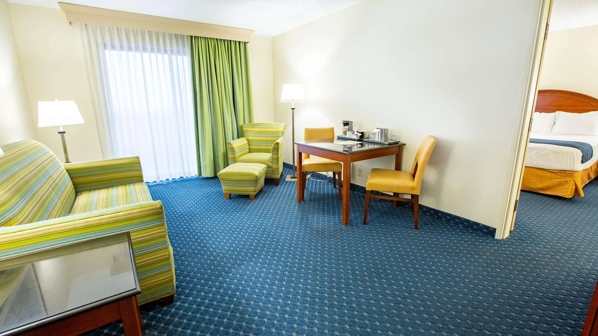 Radisson Hotel 3*