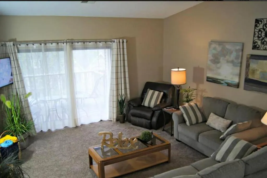 Krehbiel 2bd 2bath Apartment
