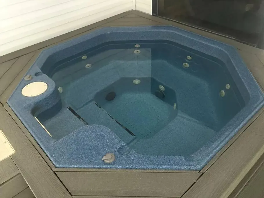 Krehbiel 2bd 2bath