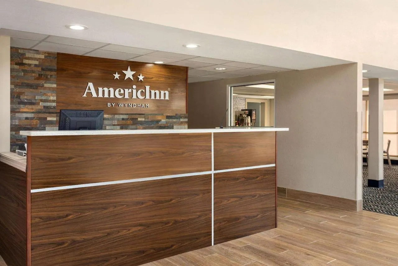 Americinn By Wyndham & Conference Center Hotel