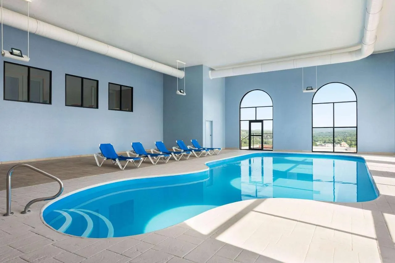 Hotel Americinn By Wyndham & Conference Center Branson