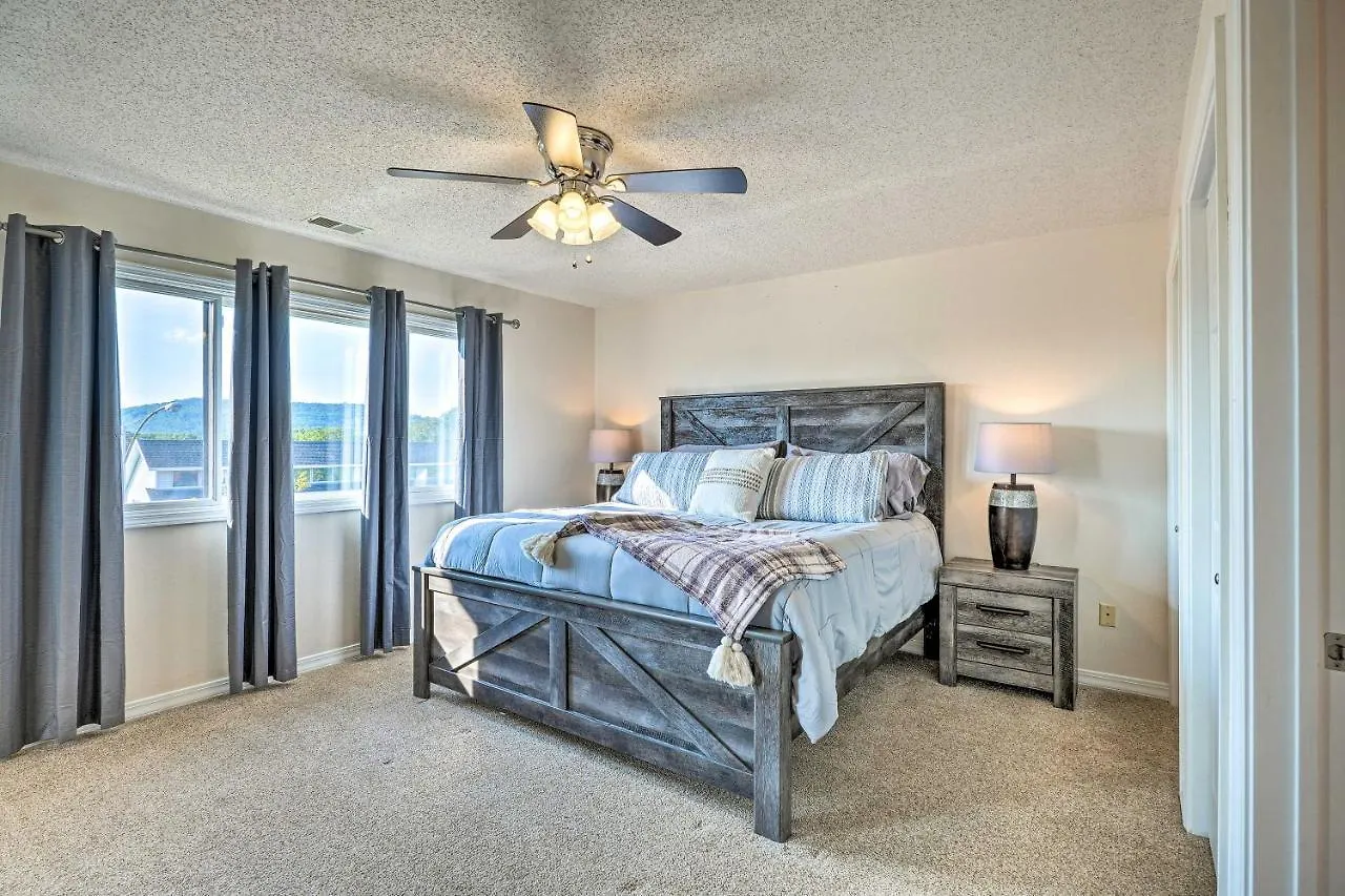 Appartement With On-site Golf Course Access! Branson