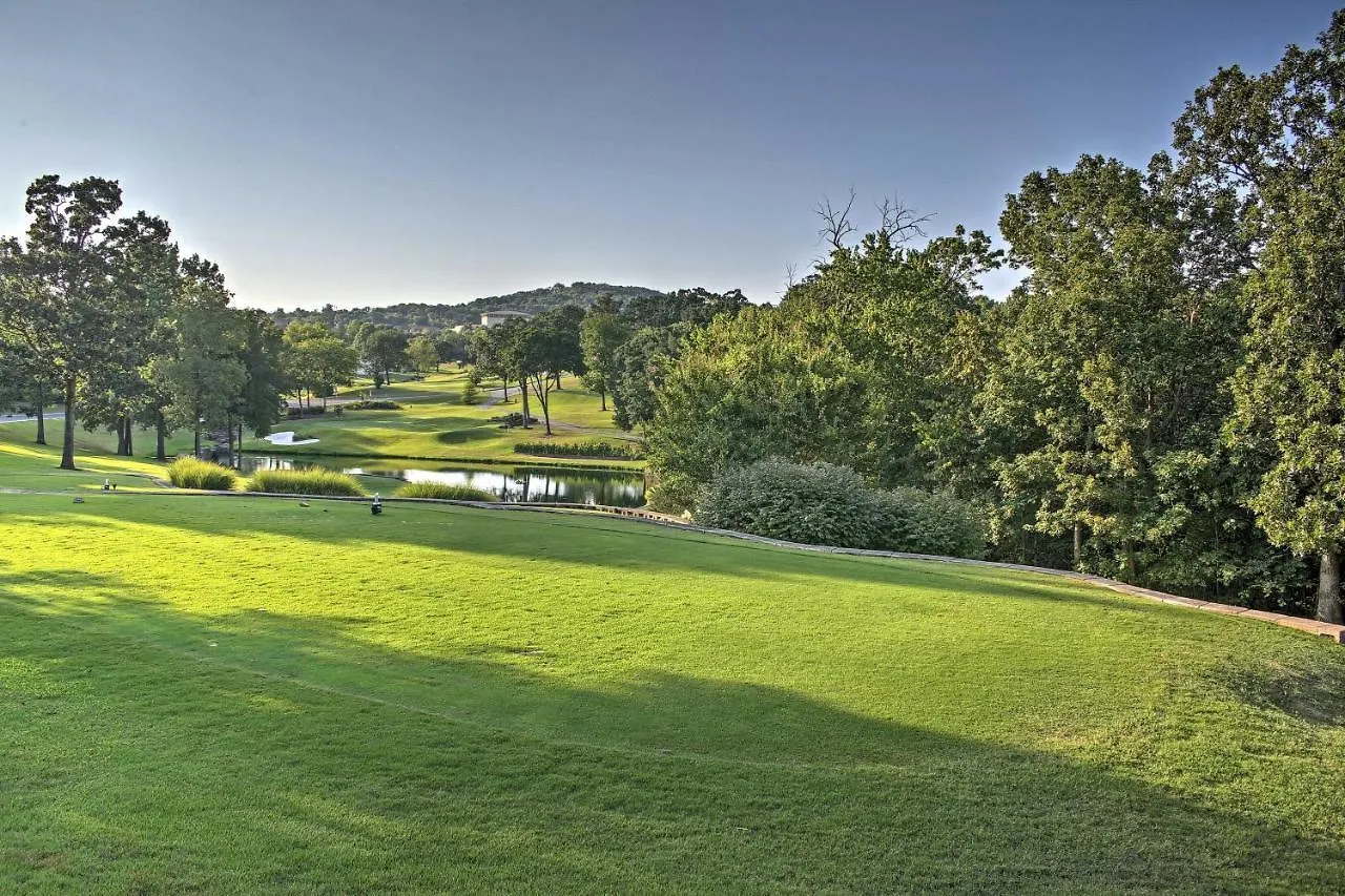 Appartement With On-site Golf Course Access! *
