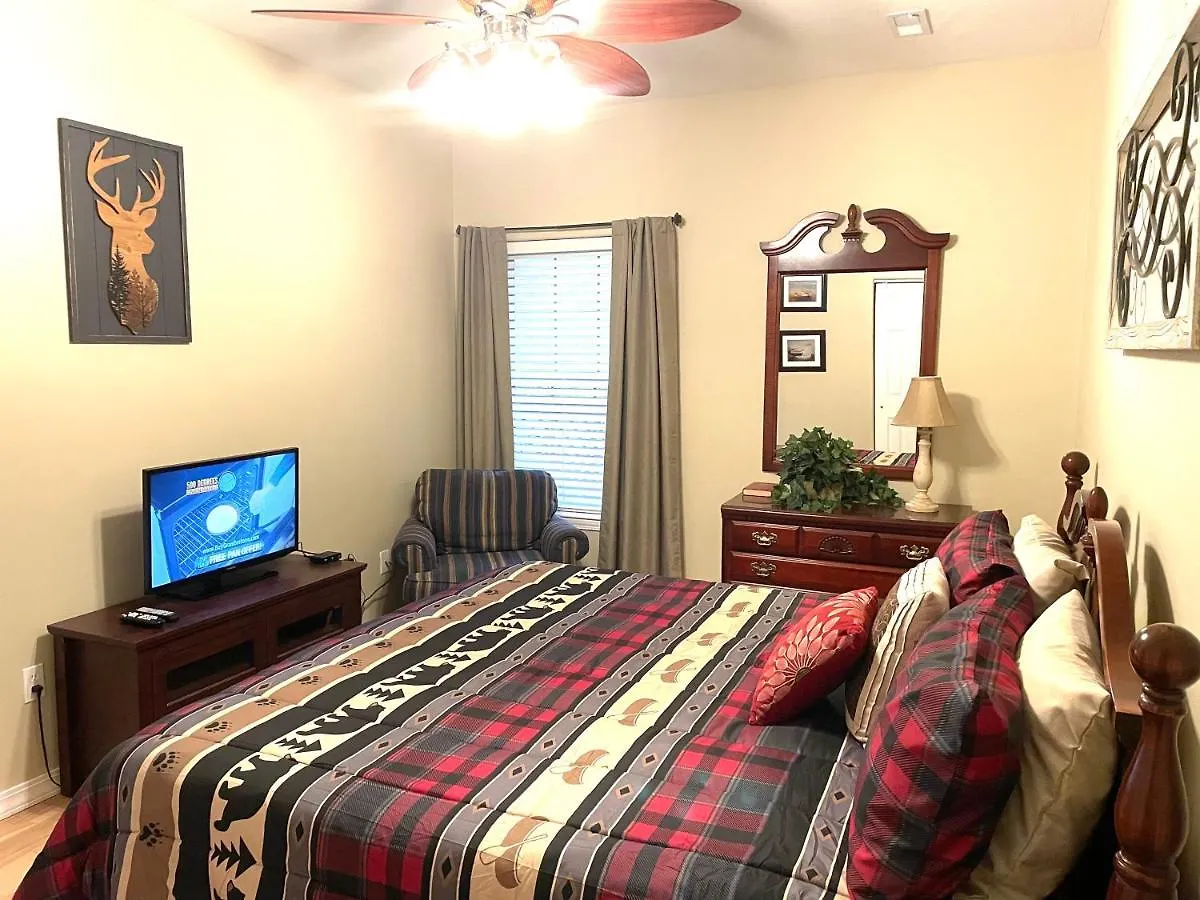 Aparthotel Rockwood On Table Rock With Boat Slips 3*
