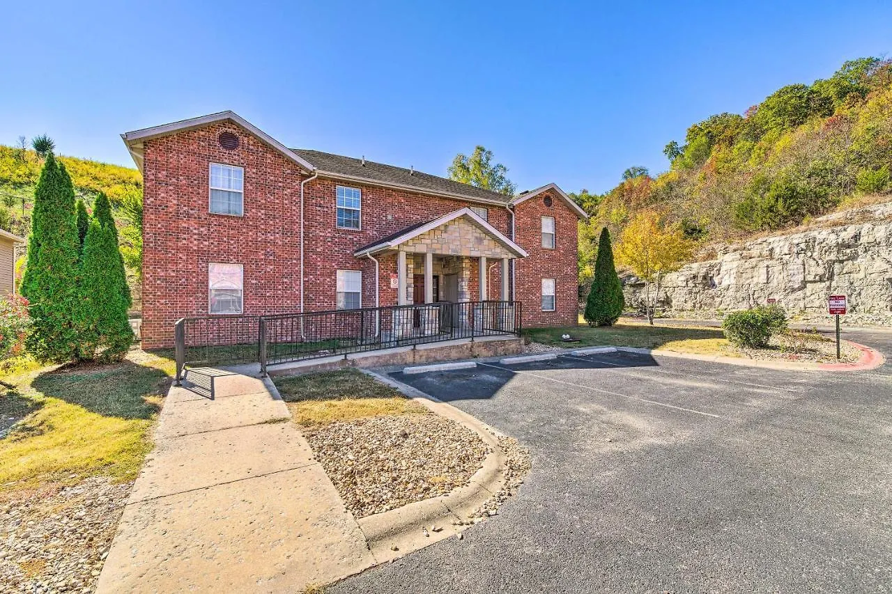 Apartment Pet-friendly With Shared Pool!