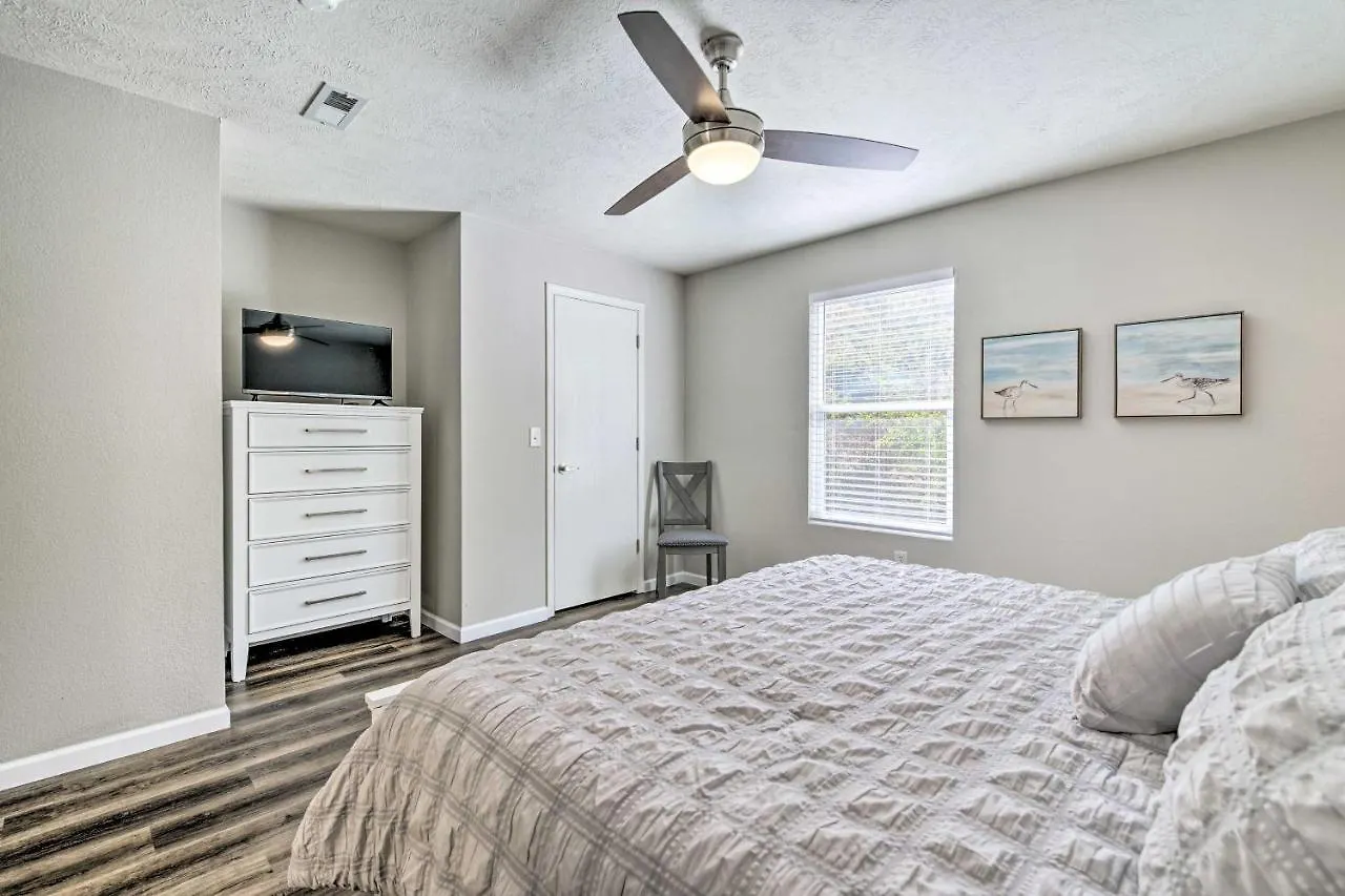 Pet-friendly With Shared Pool! Branson