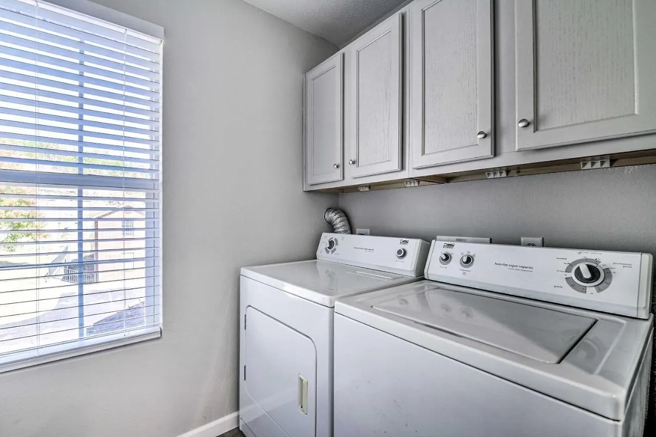 Pet-friendly With Shared Pool! *