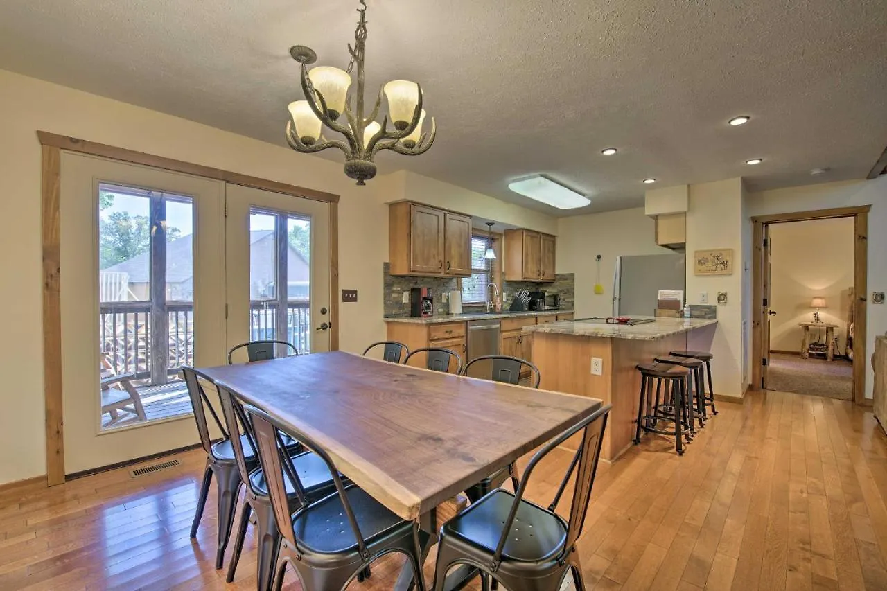 Cozy Rustic River Family Retreat Near Sdc! Holiday home