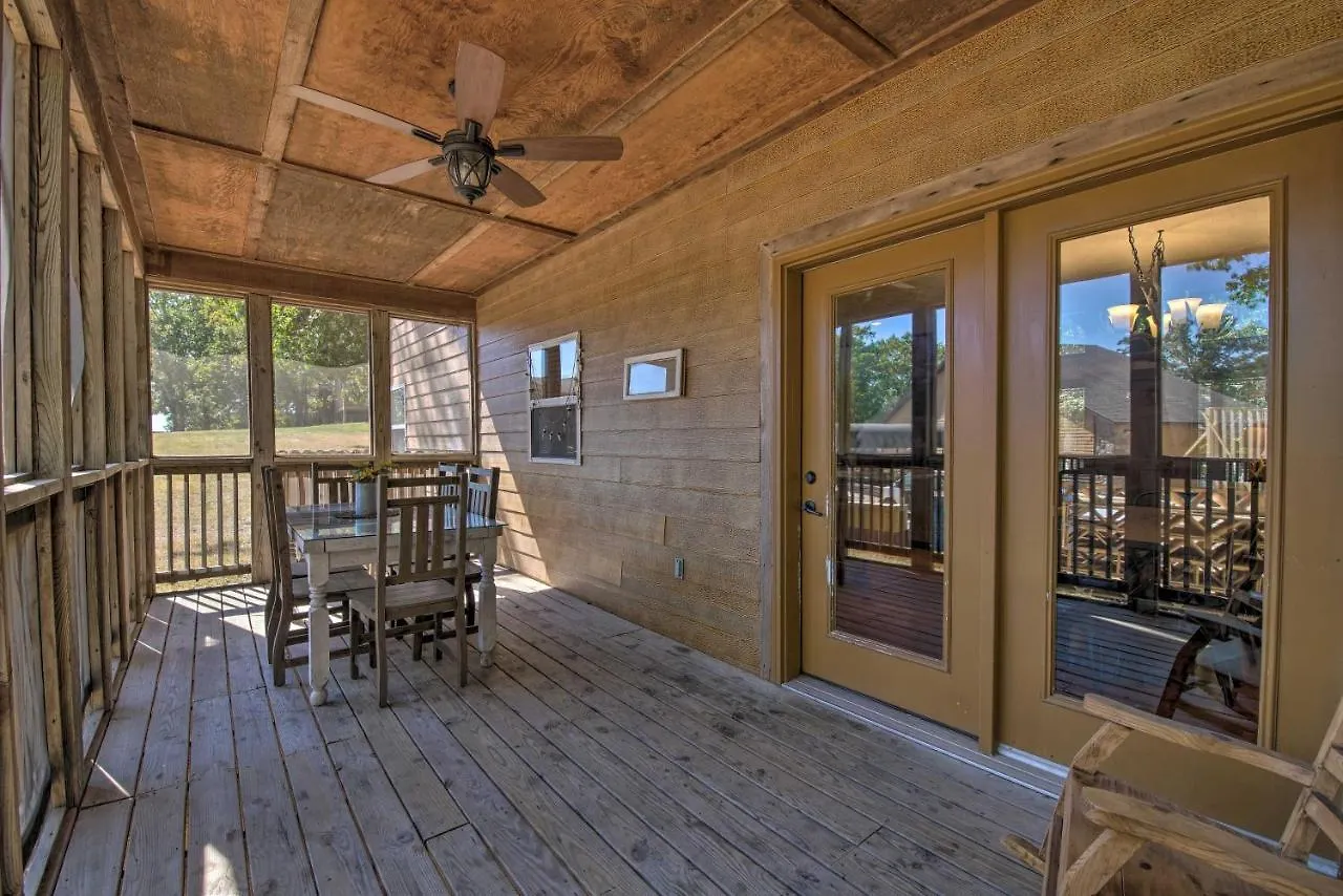 Cozy Rustic River Family Retreat Near Sdc!