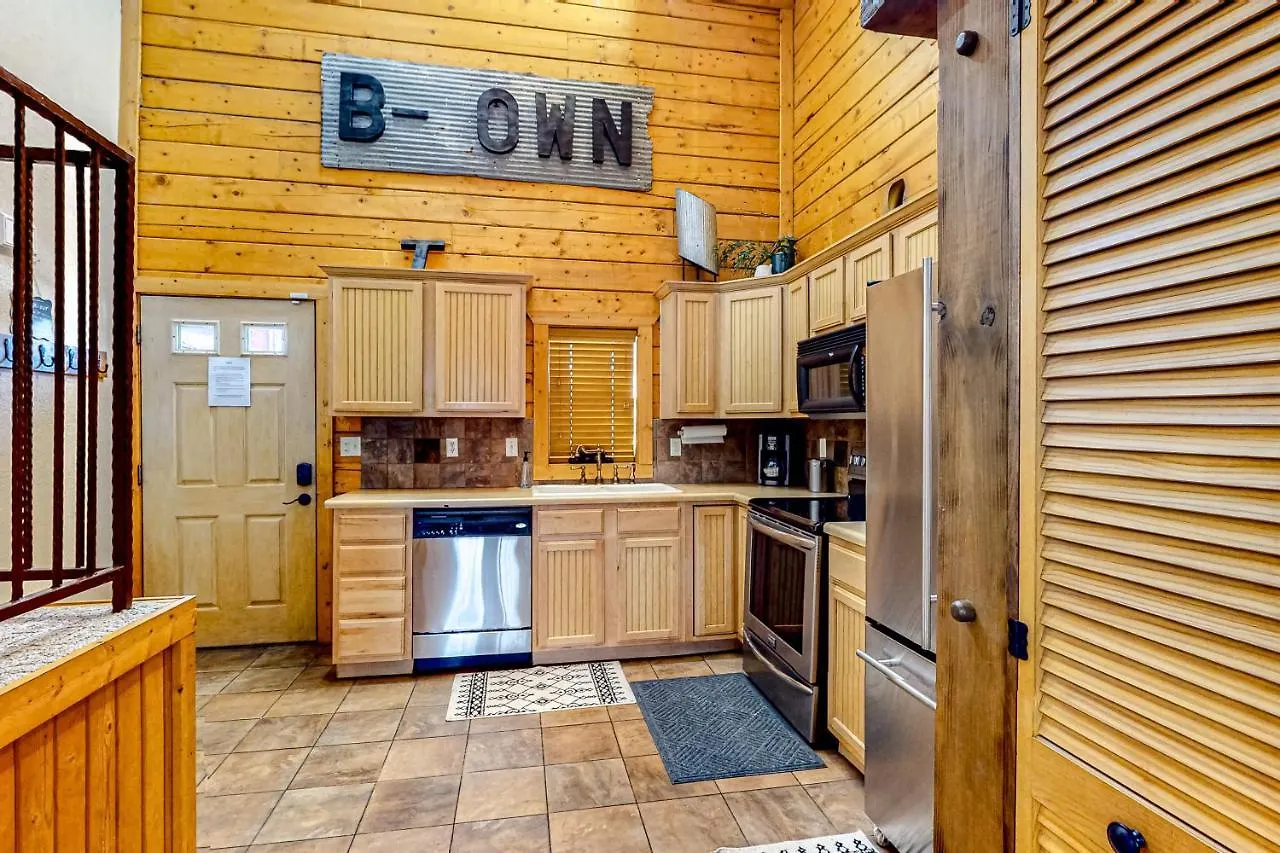 Full Moon Cabin