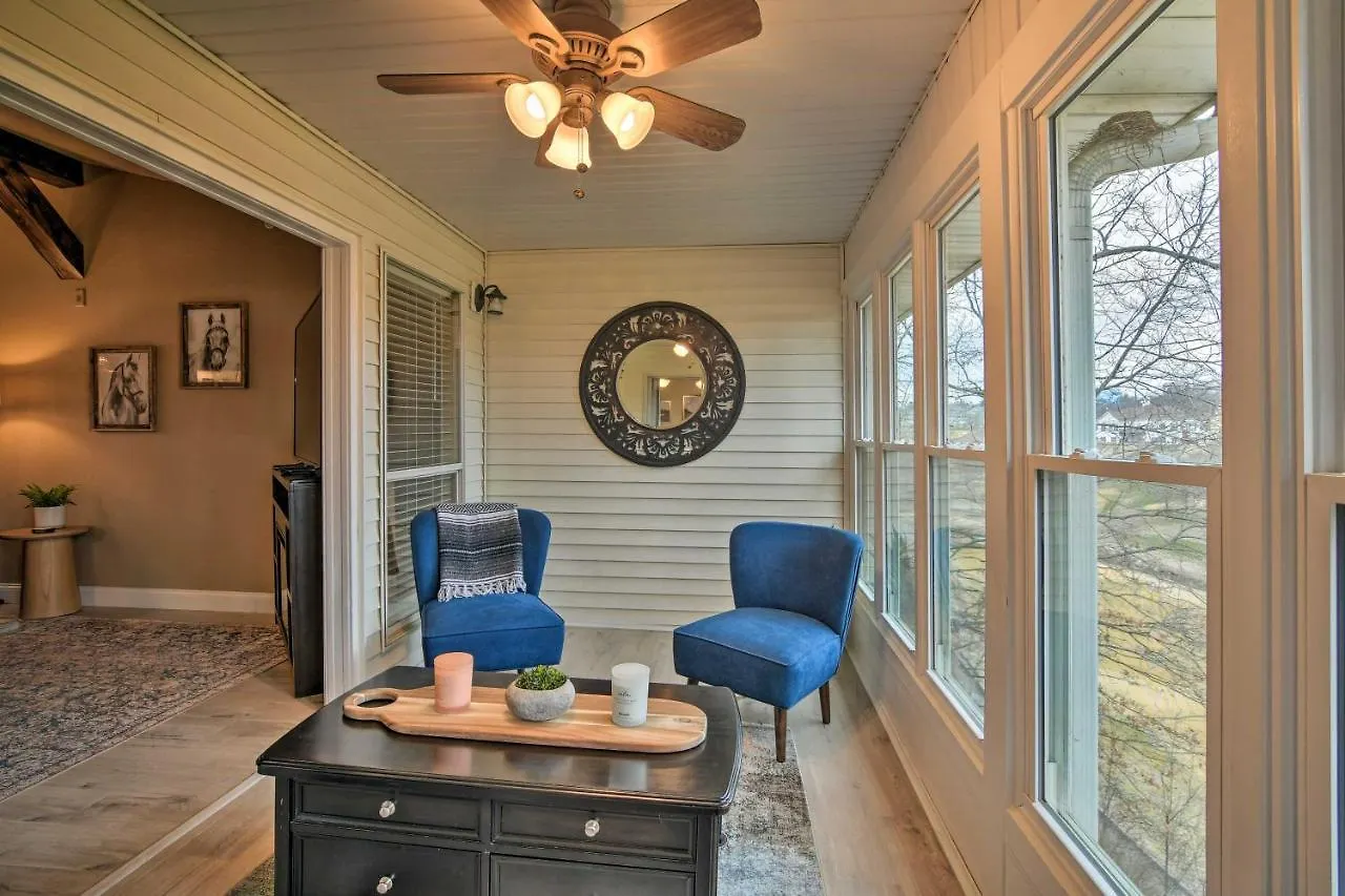 With Pool And Golf Course Views! Apartman Branson