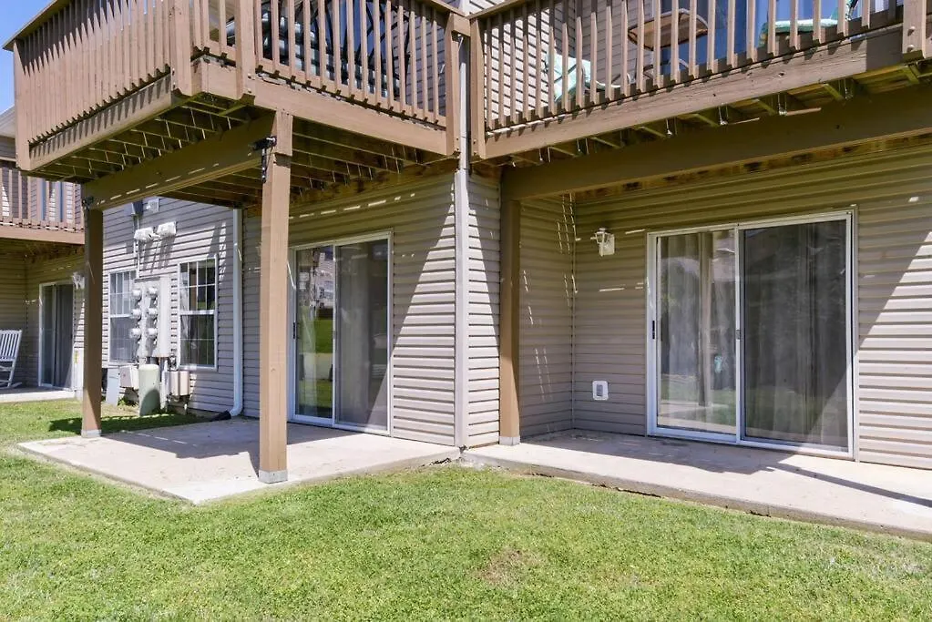 Sparkling Designer 3 Bed By Taneycomo Apartment Branson