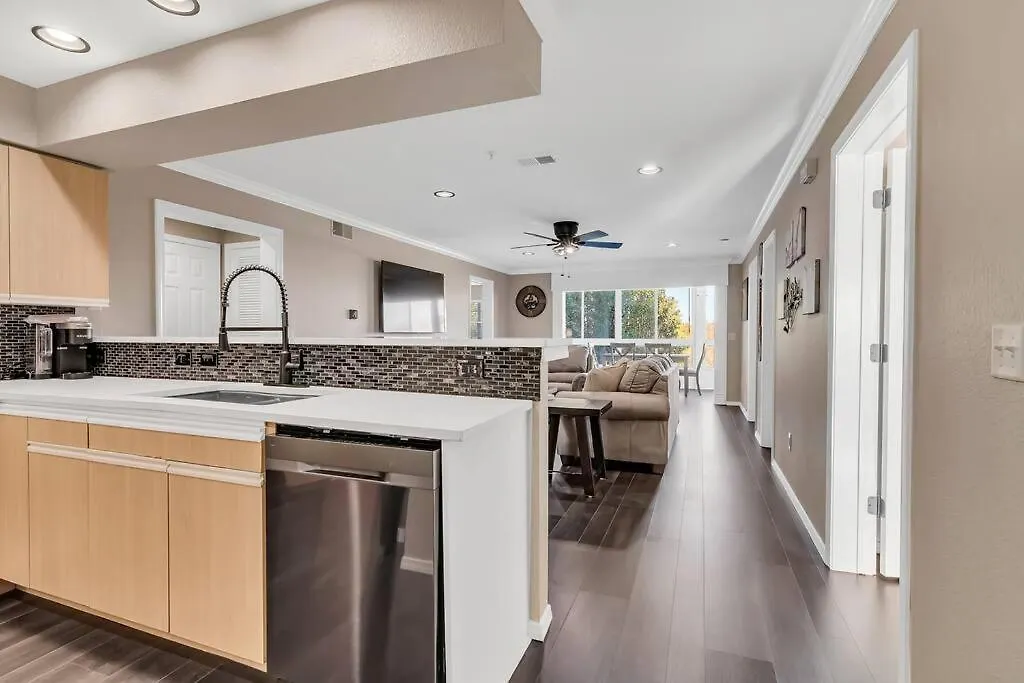 Charming 4-bedroom At The Champions *
