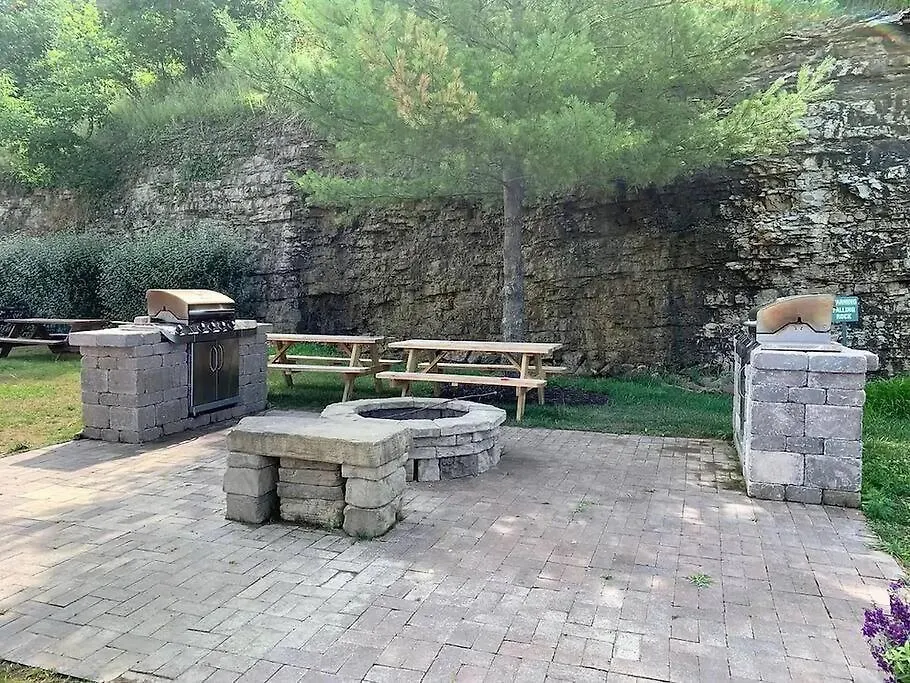 Walk In Two Bed Lakeview At Indian Point * Branson