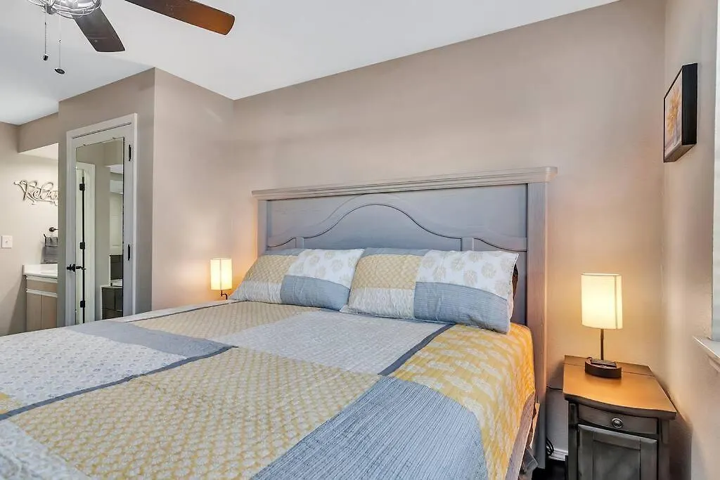 Apartment Charming 4-bedroom At The Champions