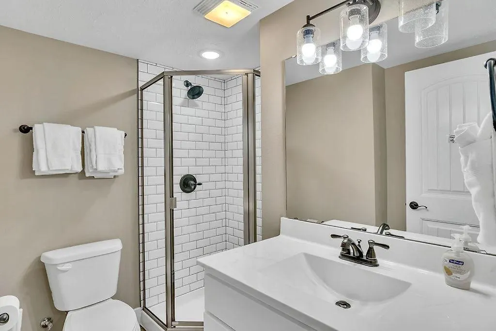 Modern Coastal Branson