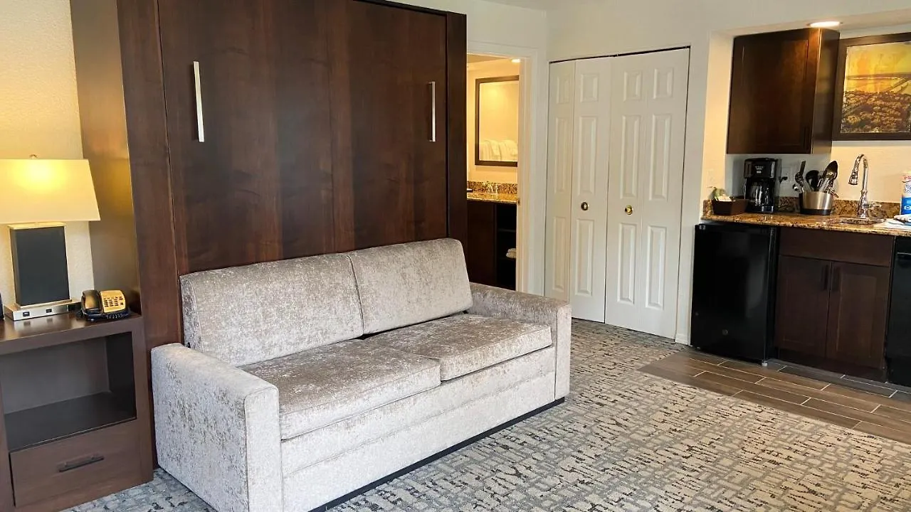 Club Wyndham At The Falls Resort Branson