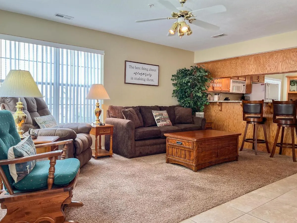Front 2br Walk-in With Large Deck - Free Tickets Included - 79-1