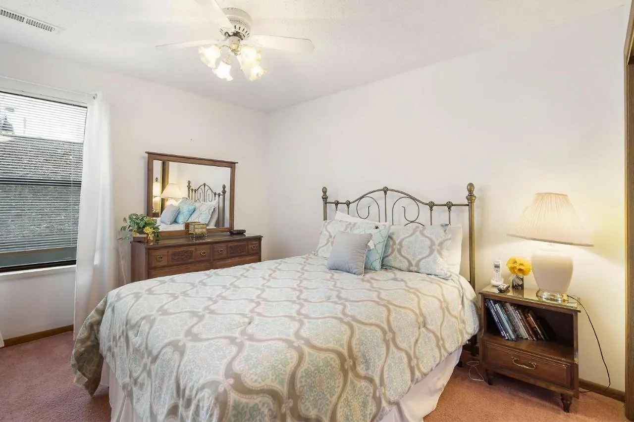 Silver Maple 303 Holiday home