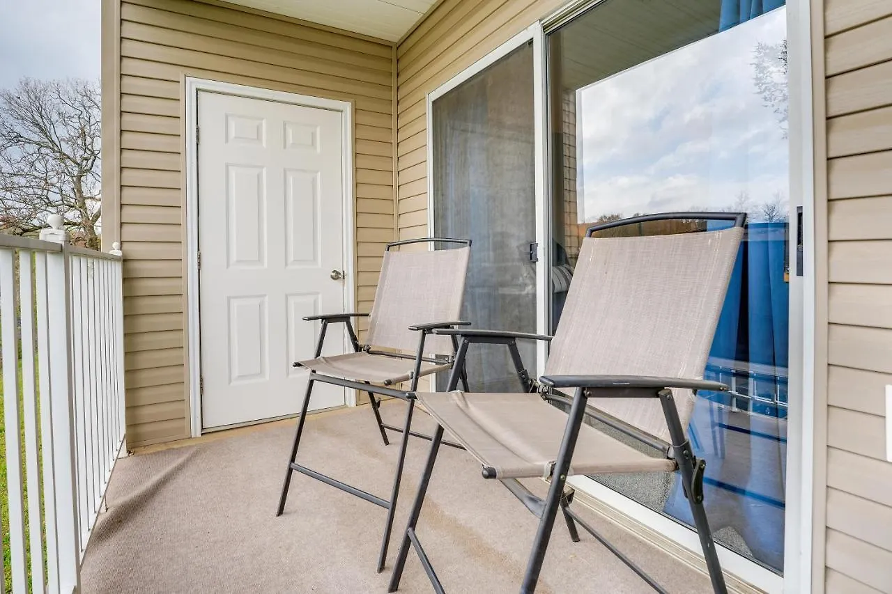 Apartman - 3 Mi To Table Rock State Park!