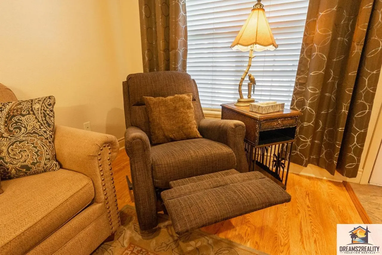 1bd King With 2 Person Jacuzzi Tub - Near The Strip - Free Tickets Included - T1-9 Feriehus