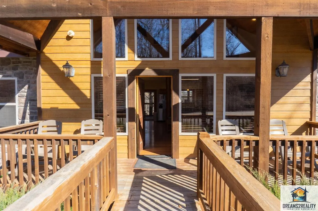 Holiday home Forest Heights - 6br - Pool Table - Near Silver Dollar - Free Tickets Included Branson