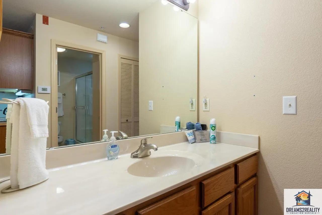 1bd King With 2 Person Jacuzzi Tub - Near The Strip - Free Tickets Included - T1-9