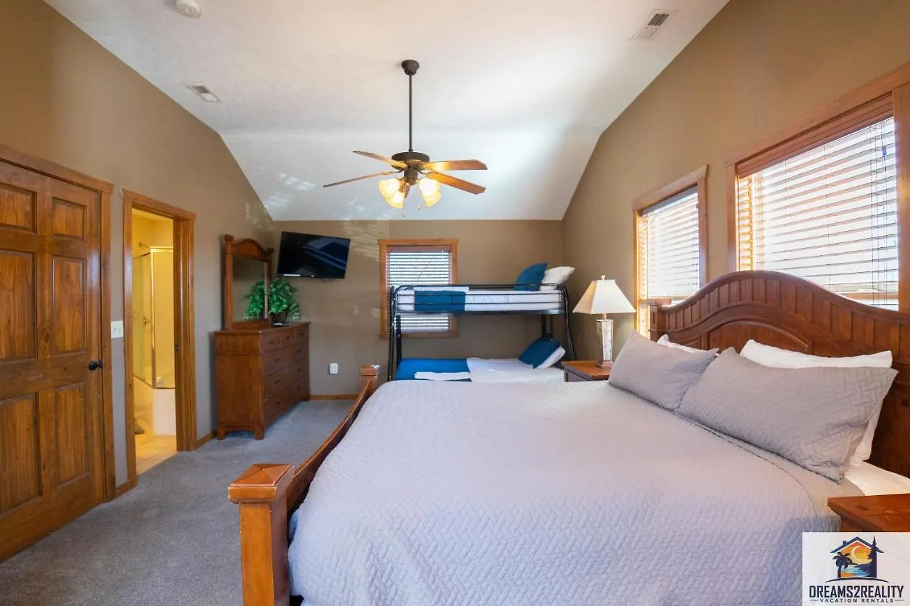 Forest Heights - 6br - Pool Table - Near Silver Dollar - Free Tickets Included Holiday home Branson