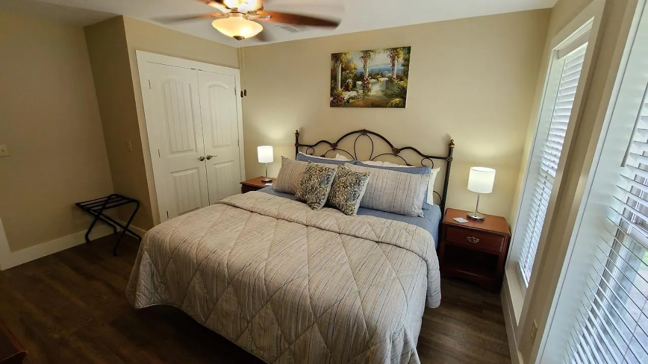 בית נופש 3br Walk-in With Loft - Pool And Hot Tub - Free Attraction Tickets Included -