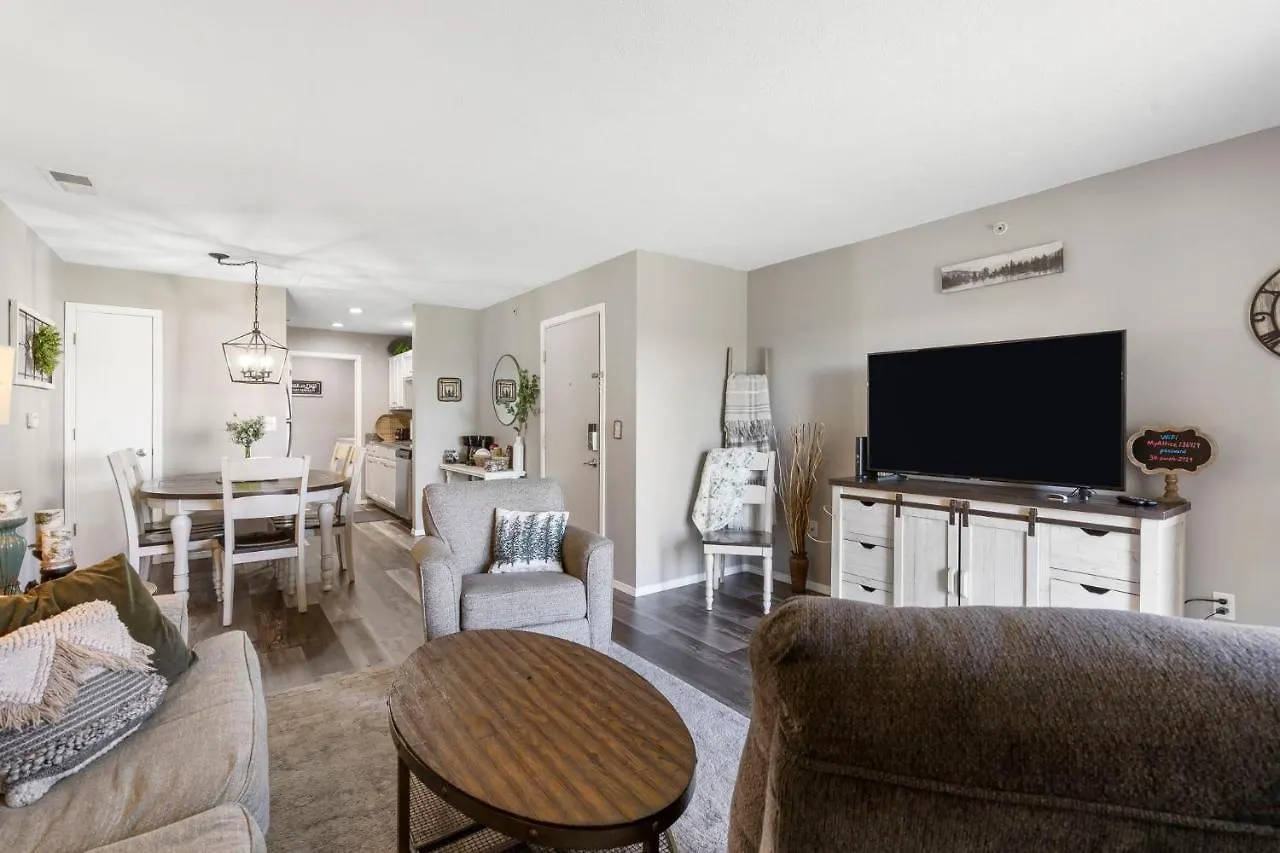Spruce Valley Apartment *