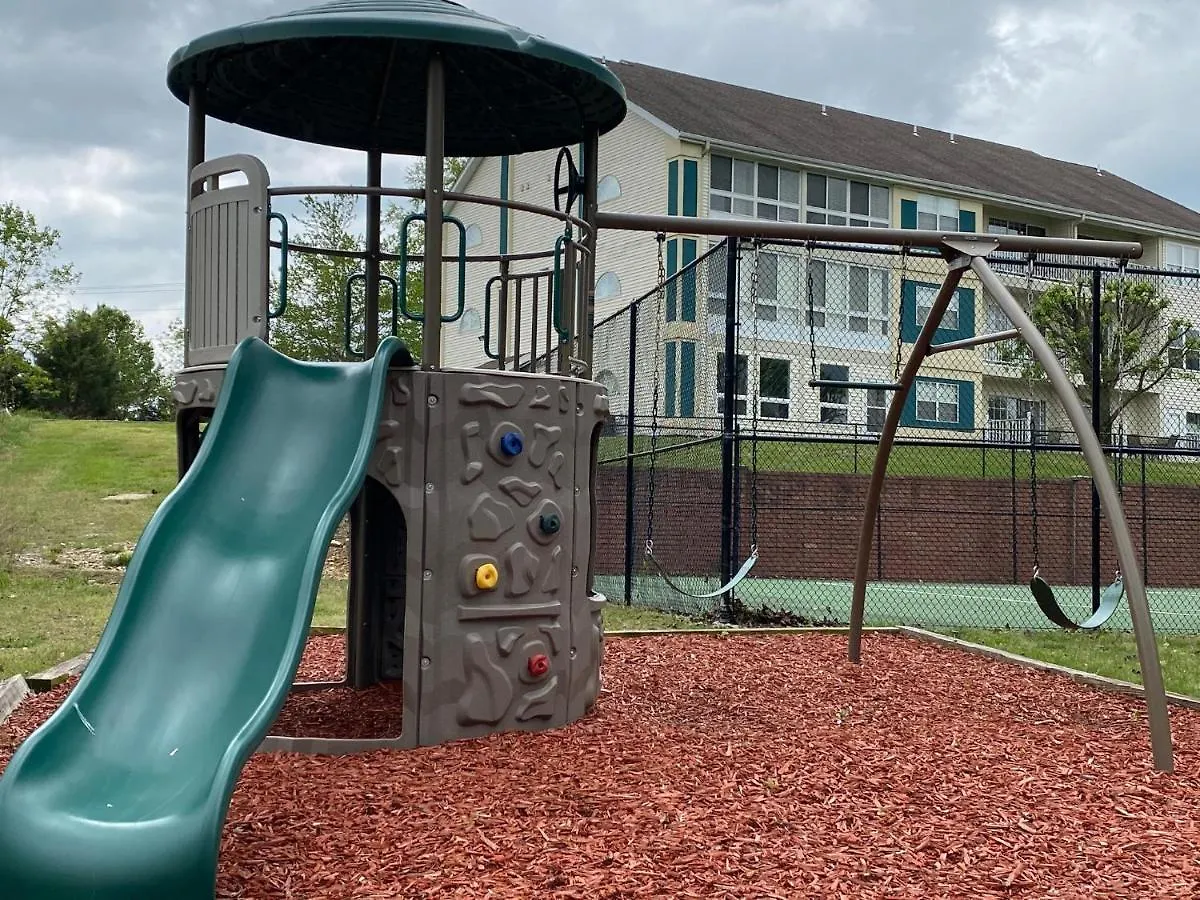 3br Updated - Family Games - Enclosed Patio - Free Tickets Included - Ch3-2 Branson