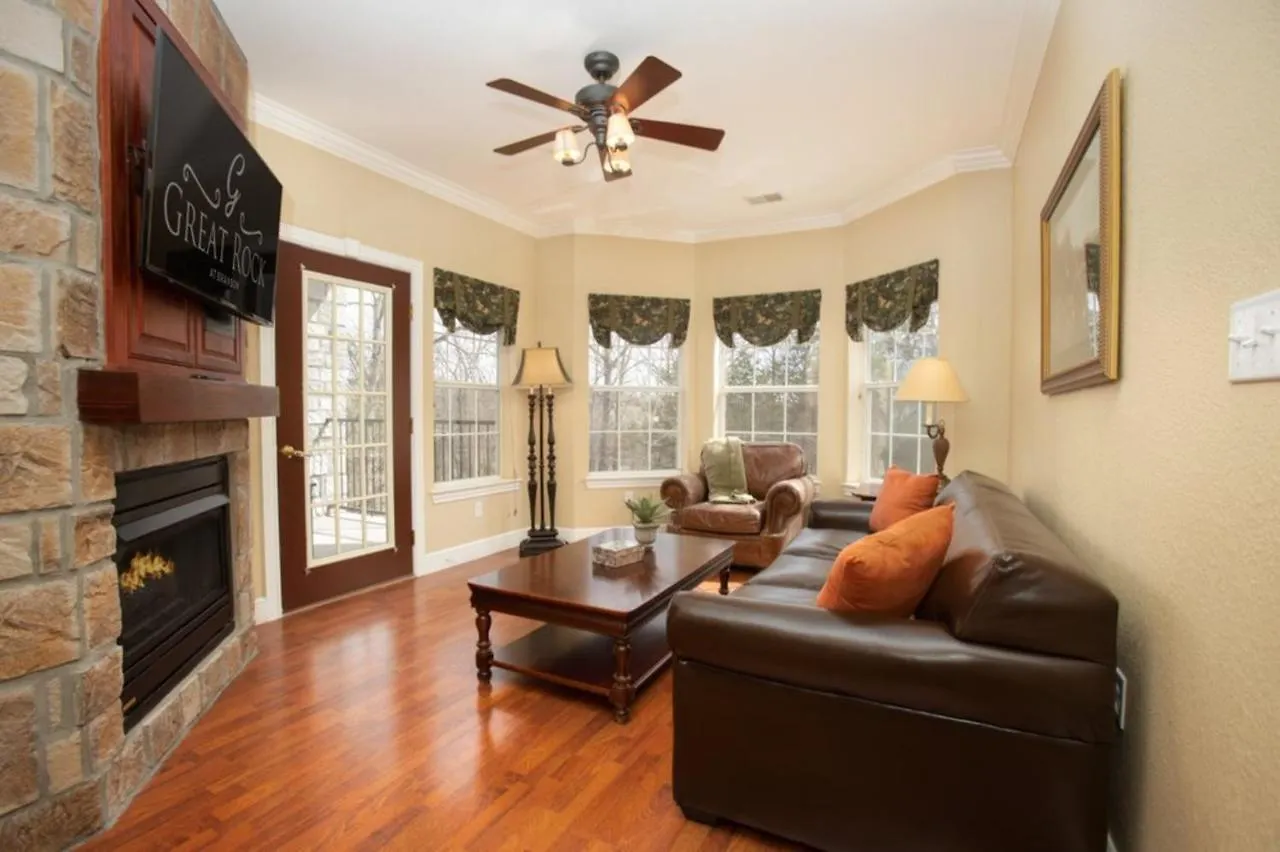 Apartment Branson's Great Rock Retreat *