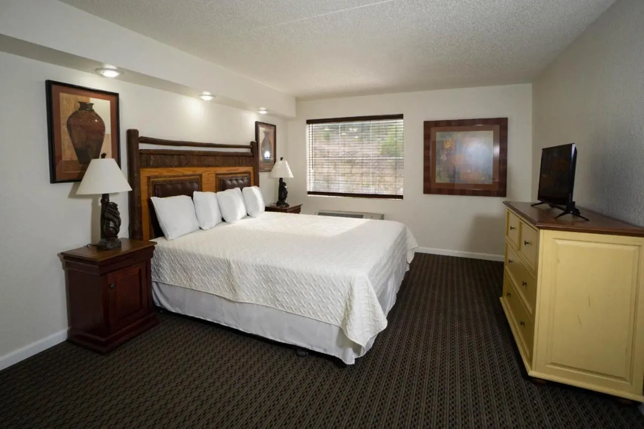 Oak Ridge At Apartment