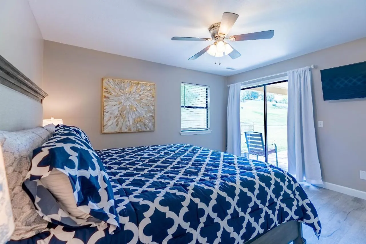 B 19-3 No Stairs Holiday home *