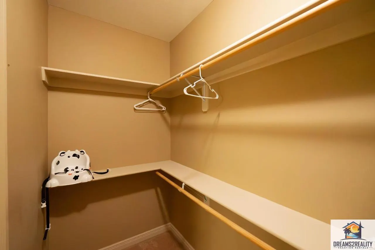 4br Walk-in - Foosball Table - Hot Tub - Fire Pit - Free Tickets Included - Dv166 * Branson