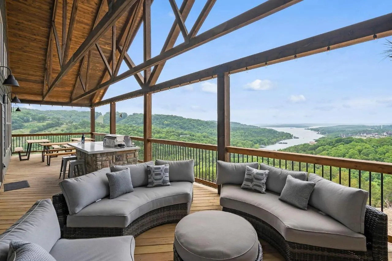 Holiday home Ridgeview Retreat