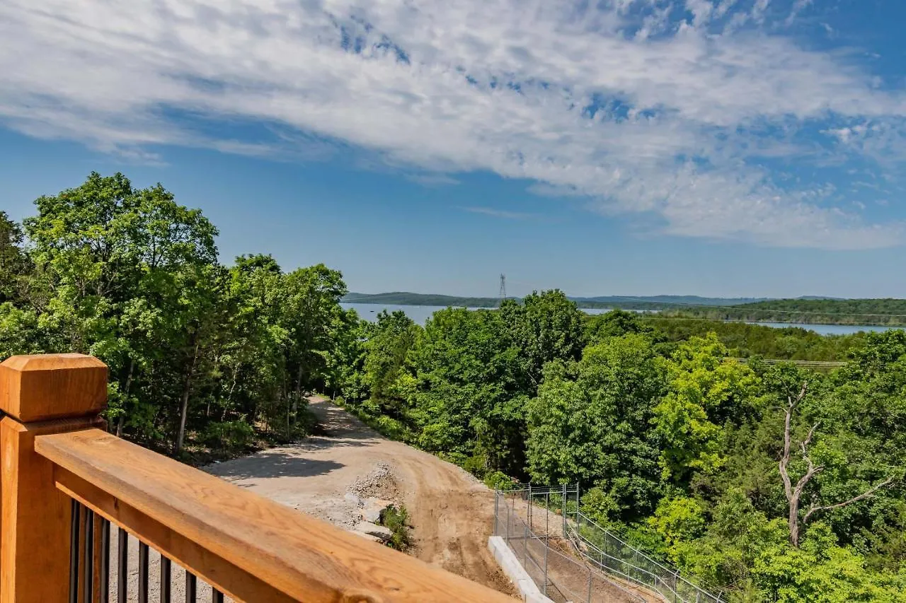 Staycation With Indoor Pool And Basketball Court Lodge