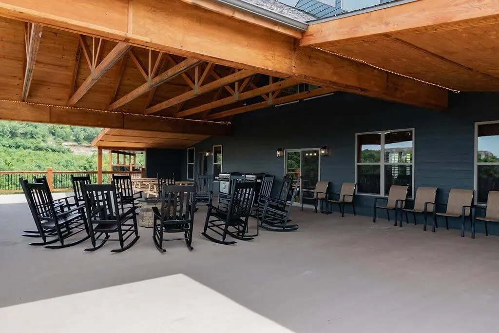Staycation With Indoor Pool And Basketball Court