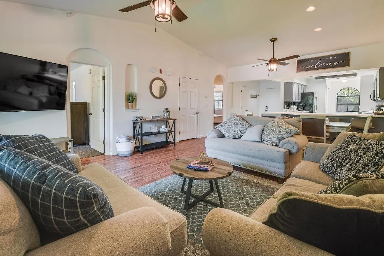 Appartement Inviting With Community Pool And Hot Tub