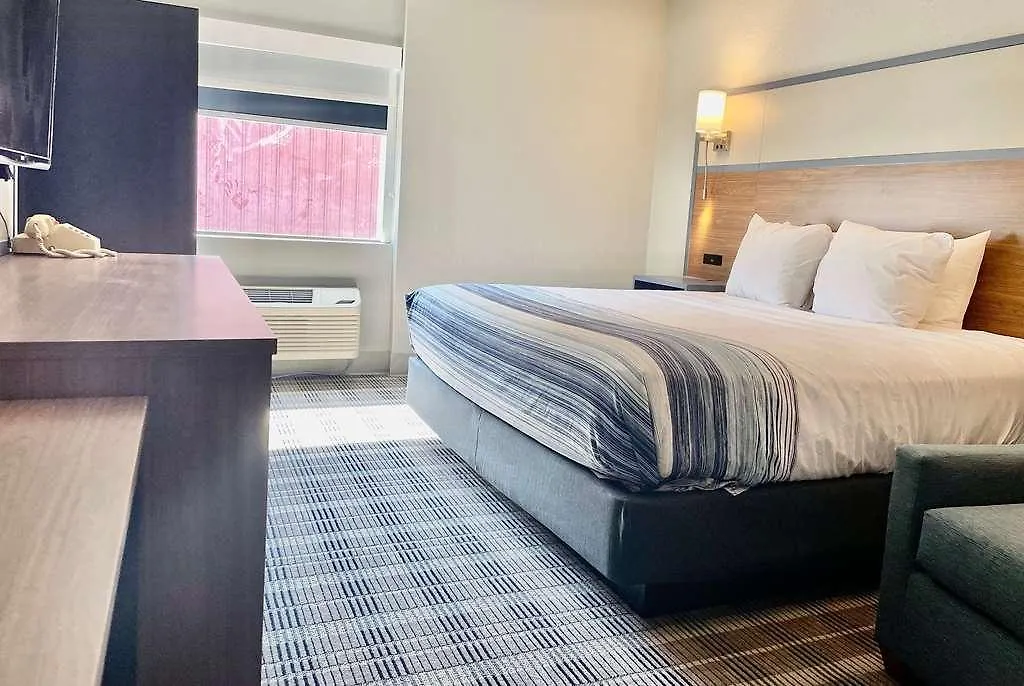 Americinn By Wyndham & Conference Center